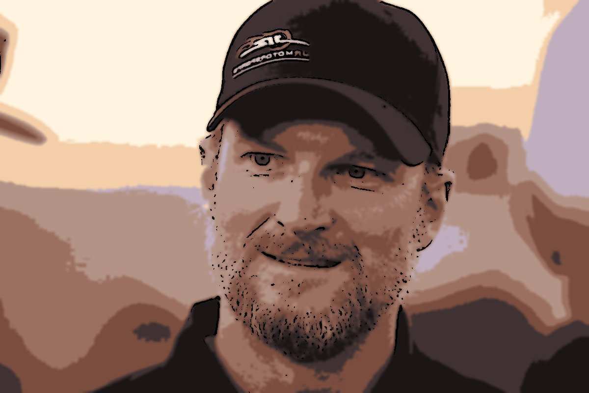 Dale Earnhardt Jr. Αποκαλύπτει το χειρότερο μέρος...